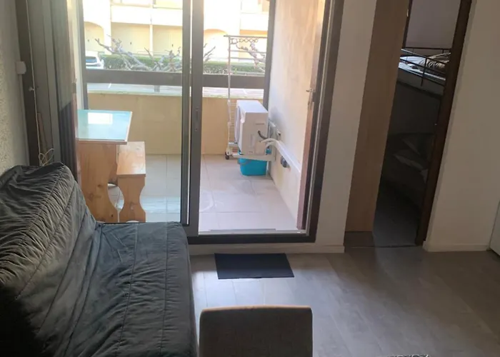 Refait Neuf ,4 Pers, Terrasse, Parking Prive, Climatisation, Wifi, Television * Ле Баркарес