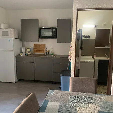 Refait Neuf ,4 Personnes, Terrasse, Parking Privé, Climatisation